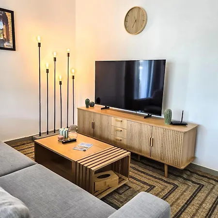 Rivage D'or - 2-bedroom With Pool, Air Conditioning And Parking Le Lavandou